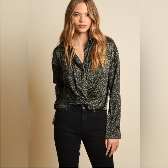 NWT Hutch Finch Olive Animal Print Satin Long Sleeve Button Down - Picture 1 of 8